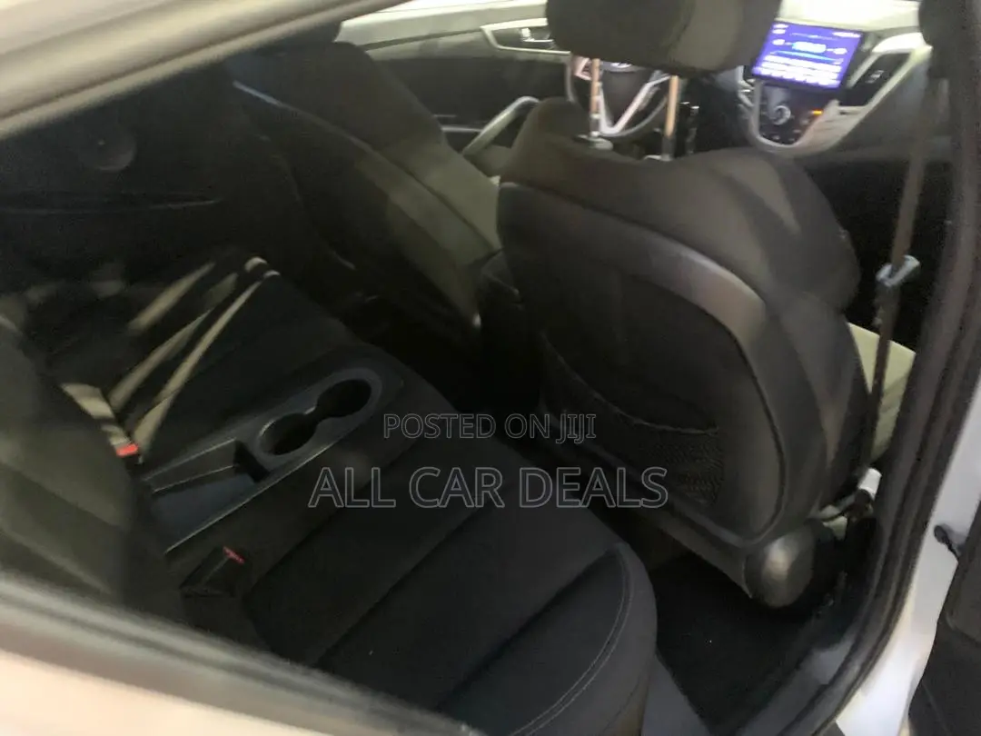 Hyundai Veloster 2015