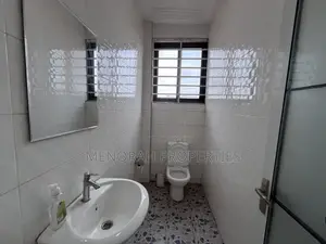 2bdrm Apartment in Adenta Fafraha, Frafraha for rent