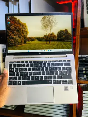 Laptop HP EliteBook 830 G7 8GB Intel Core i5 SSD 256GB