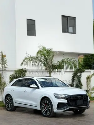 Audi SQ8 2023 White