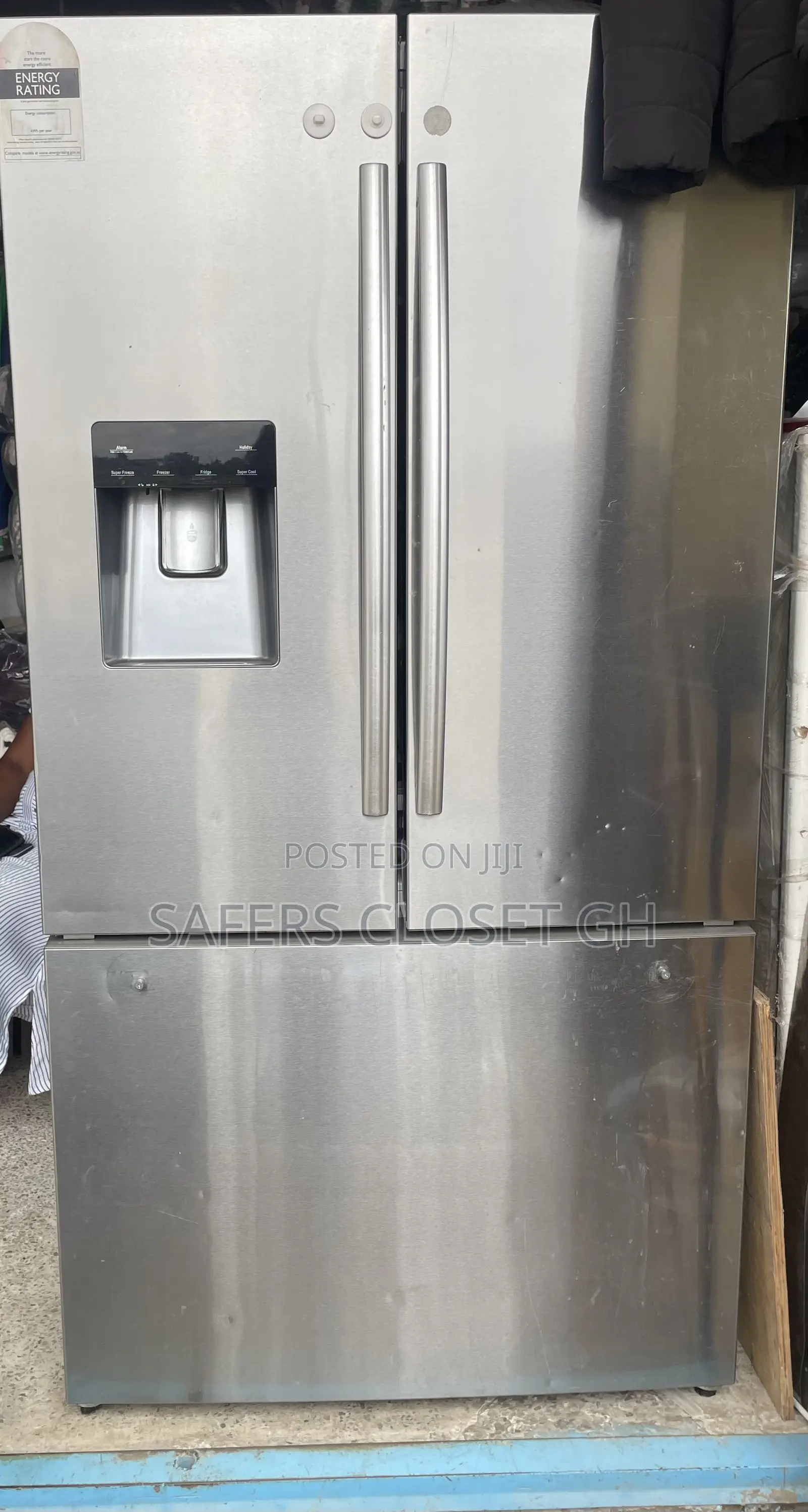Hisense Tall Double Door Fridge Freezer