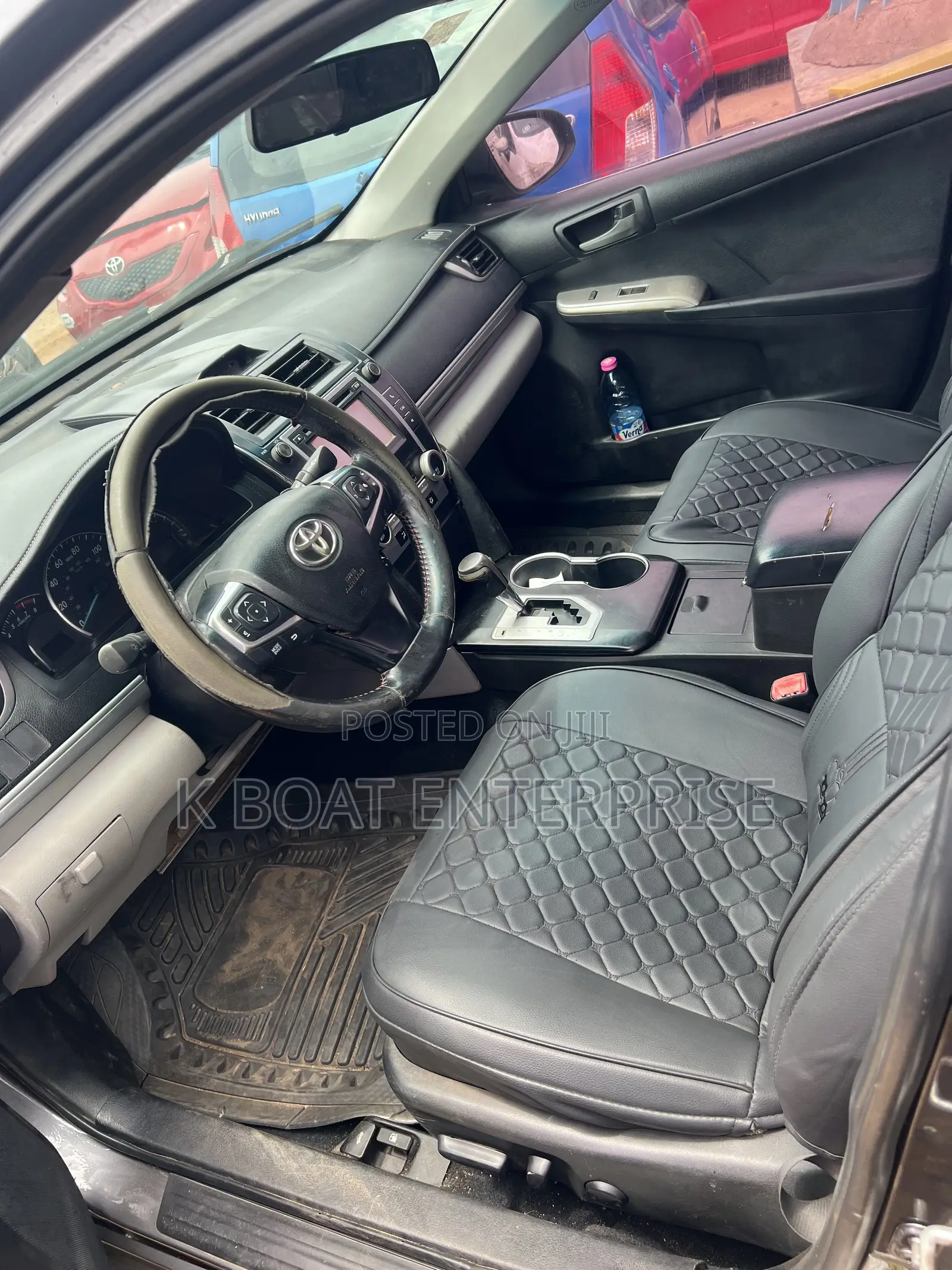 Toyota Camry SE 4dr Sedan (2.5L 4cyl 6A) 2013 Gray