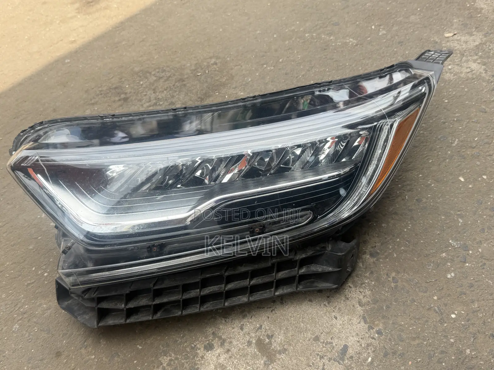 Honda CRV 2018 Headlight
