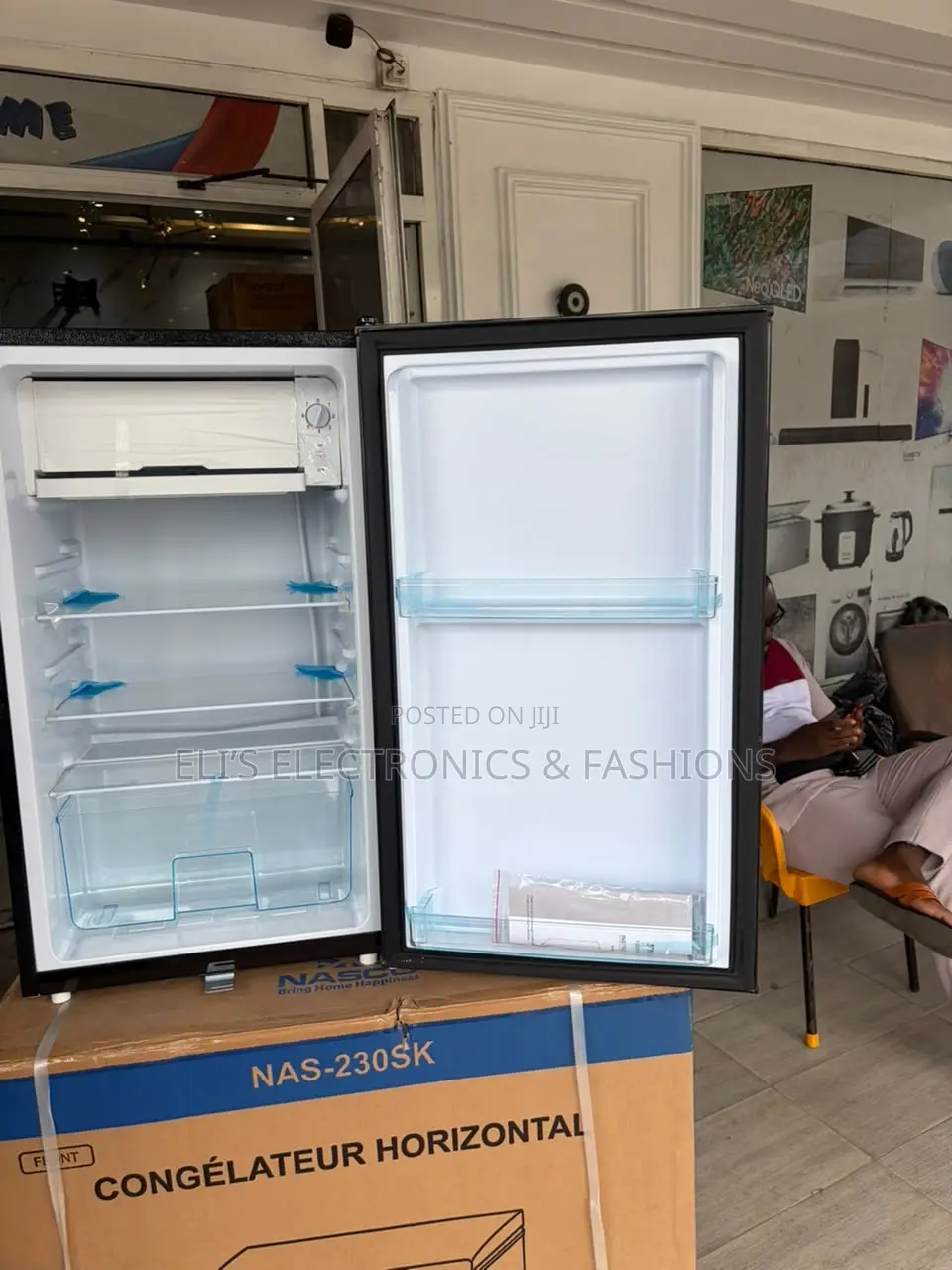 Nasco 93 Liters Table Top Fridge