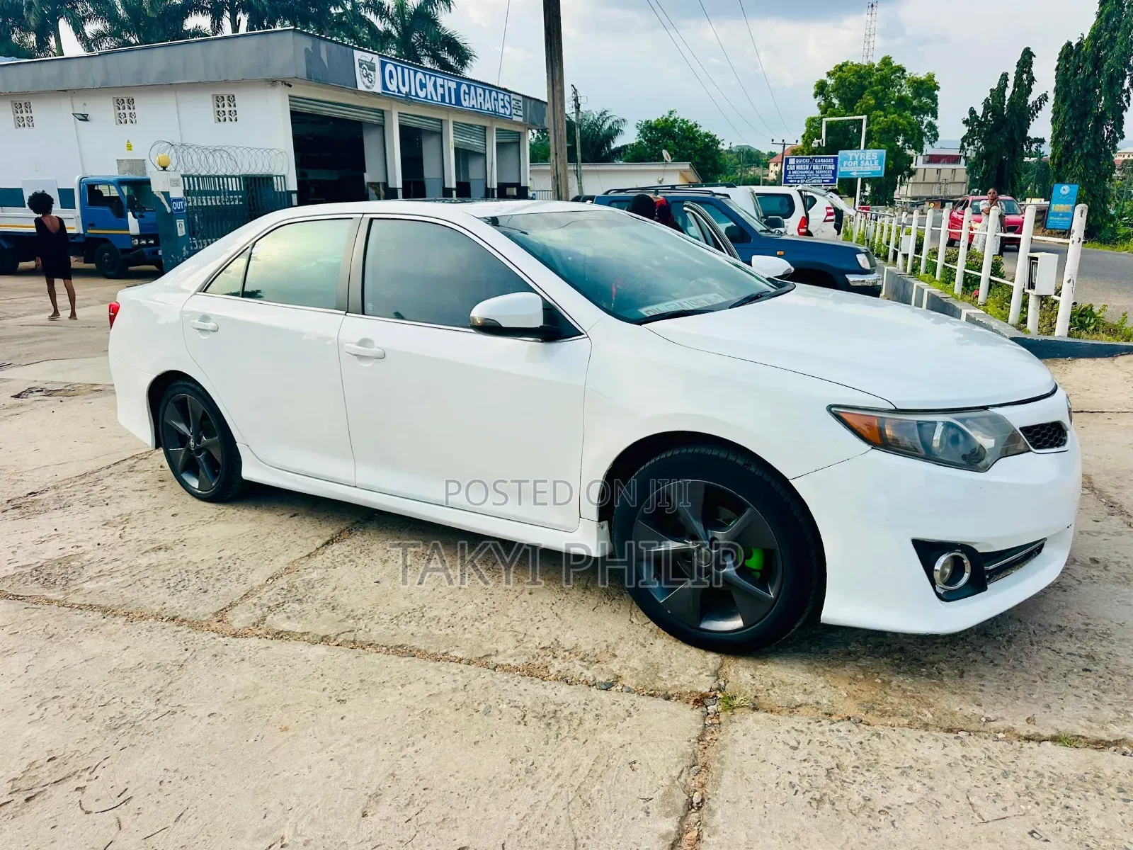 Toyota Camry 2020 White