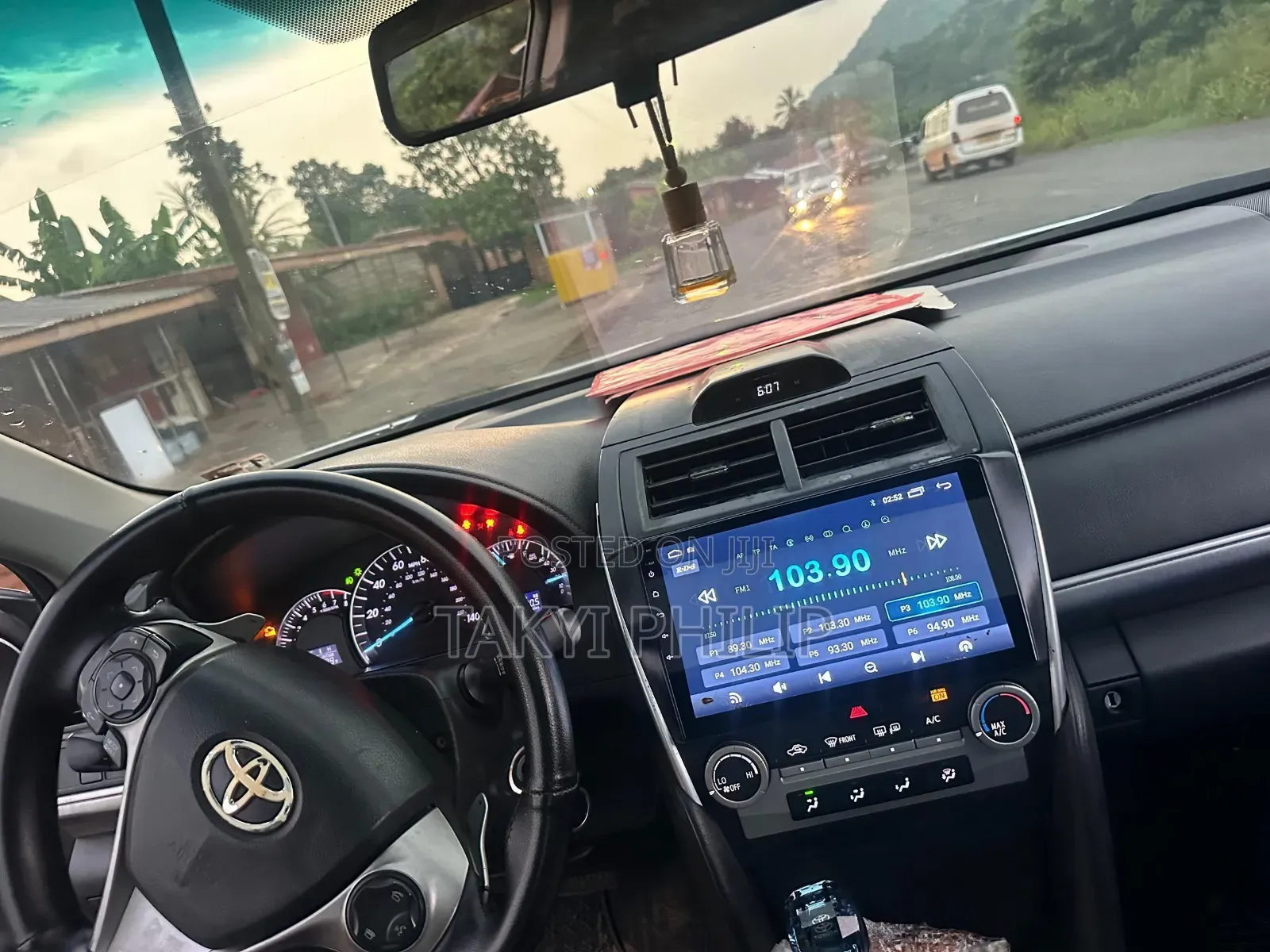 Toyota Camry 2020 White