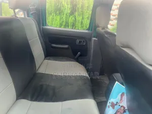 Nissan Hardbody 2004 Green