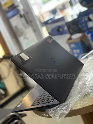 Laptop Dell G3 17 3579 16GB Intel Core i7 SSD 512GB