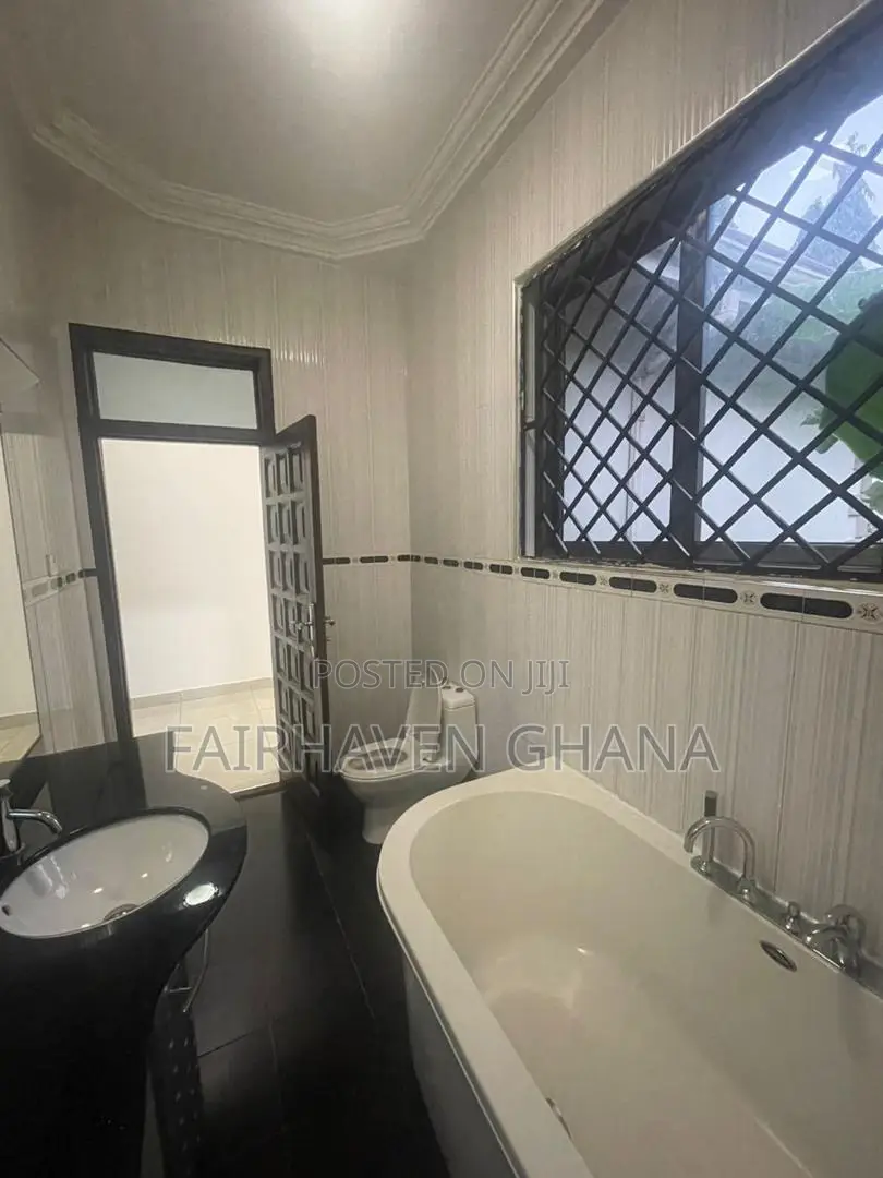 4bdrm House in Fairhaven Properties, Greater Accra for rent