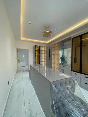 4bdrm House in Ogbojo, American House for sale