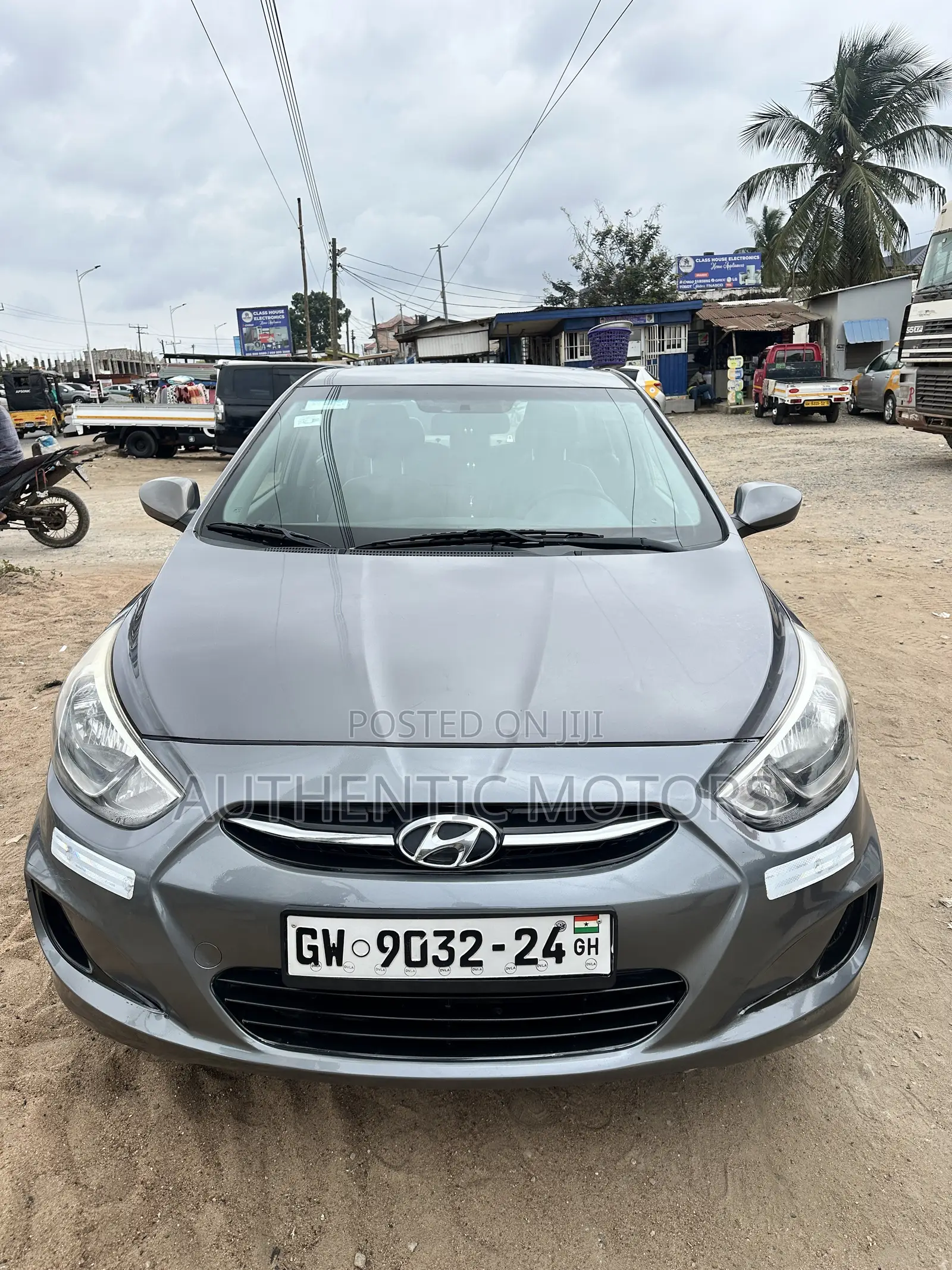 Hyundai Accent SE Sedan 2017 Gray