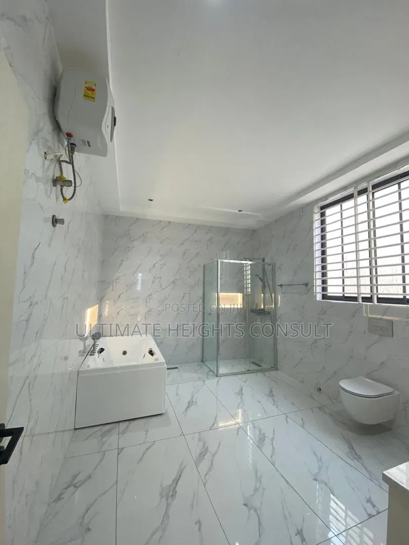 4bdrm House in Ogbojo, American House for sale