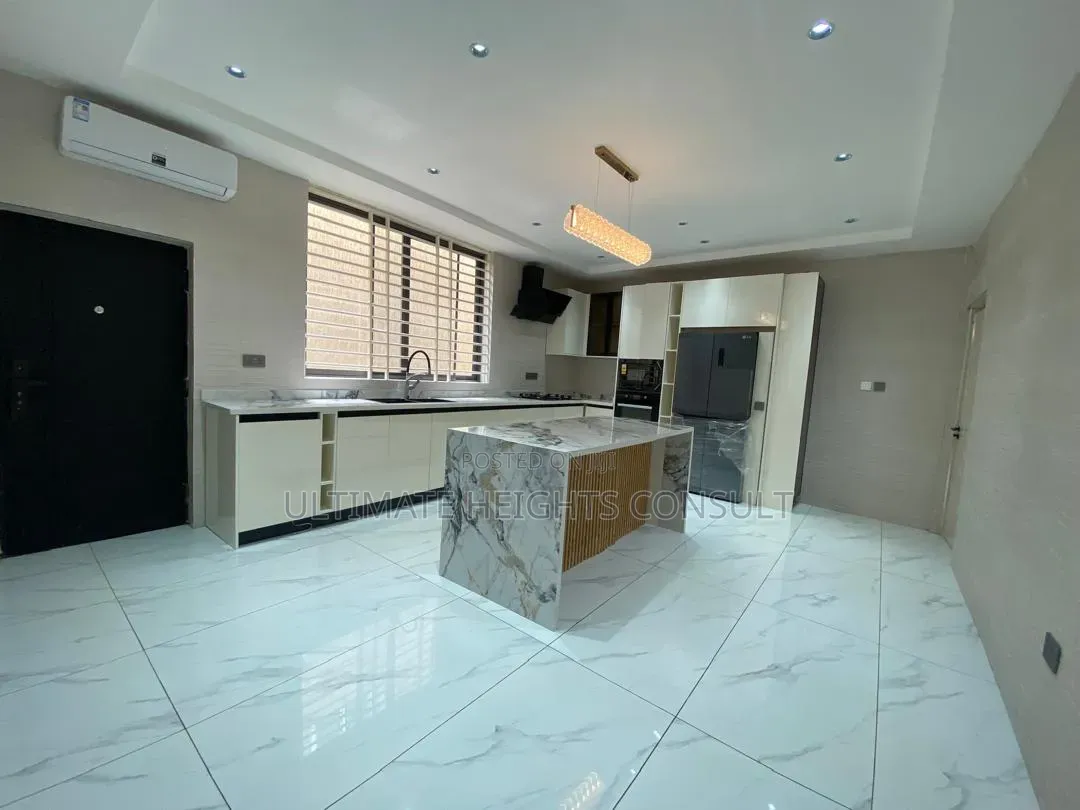 4bdrm House in Ogbojo, American House for sale
