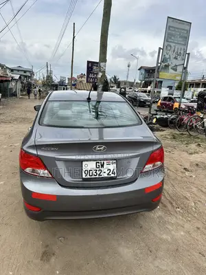 Hyundai Accent SE Sedan 2017 Gray
