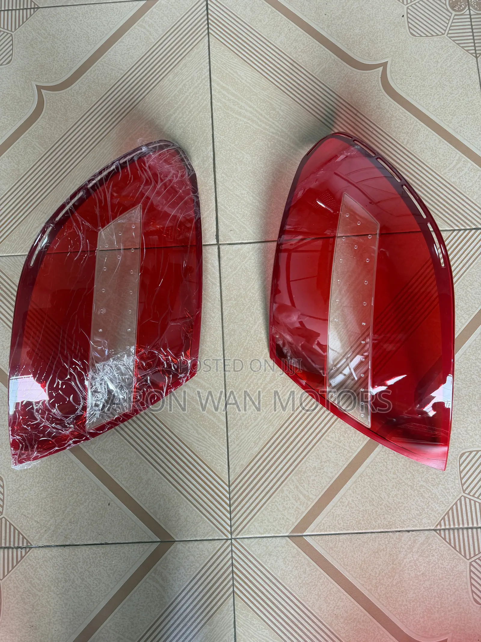 W204 Tail Light Cover