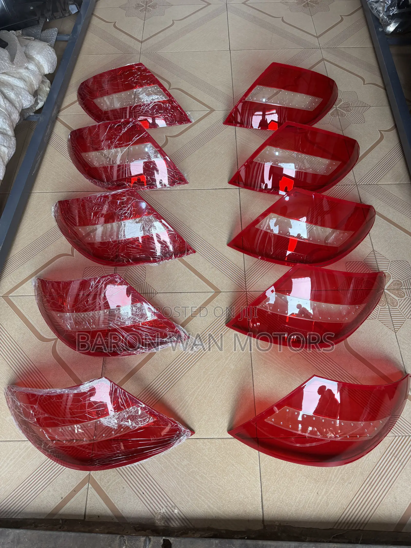W204 Tail Light Cover