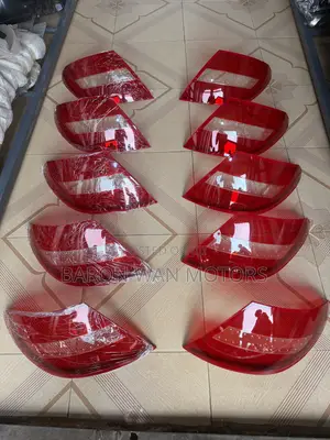 W204 Tail Light Cover