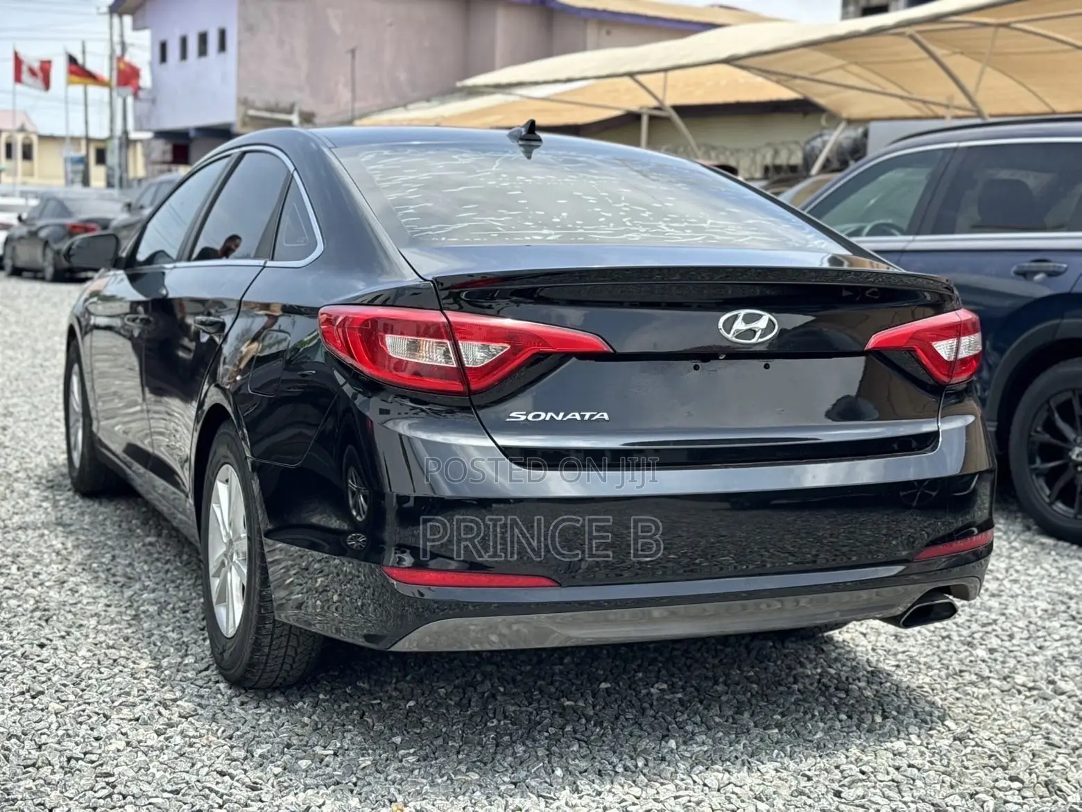 Hyundai Sonata Base Sedan FWD (2.4L 4cyl 6A) 2017 Black