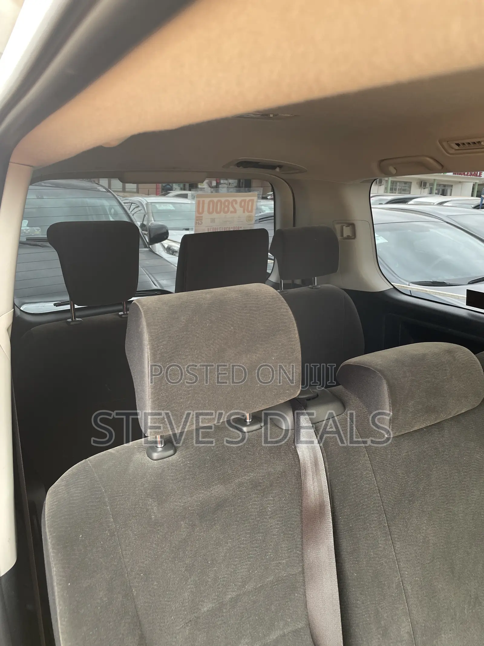Toyota Noah 2012 White