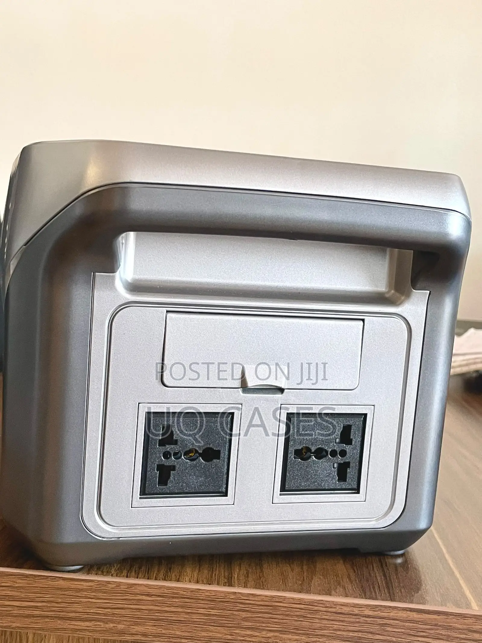 Holtek Portable Station Available 600W ( ) 1000w(