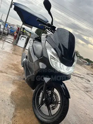 Honda 2022 Black