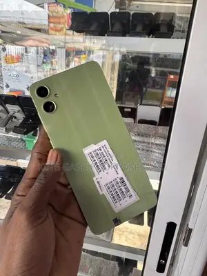 New Samsung Galaxy A05 128 GB Green