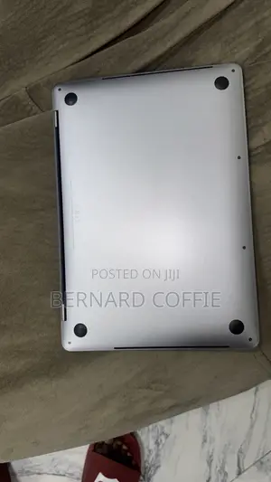 Laptop Apple MacBook Pro 2019 16GB Intel Core i5 SSD 256GB