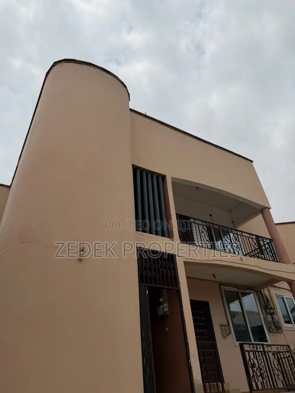 2bdrm Apartment in Kwabenya, Ashomang Estate for rent