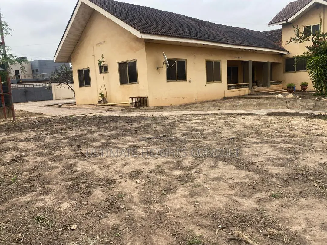 6 Plots of Land for Sale at East Legon Adjiringanor