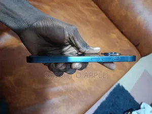 New Apple iPhone 13 128 GB Black