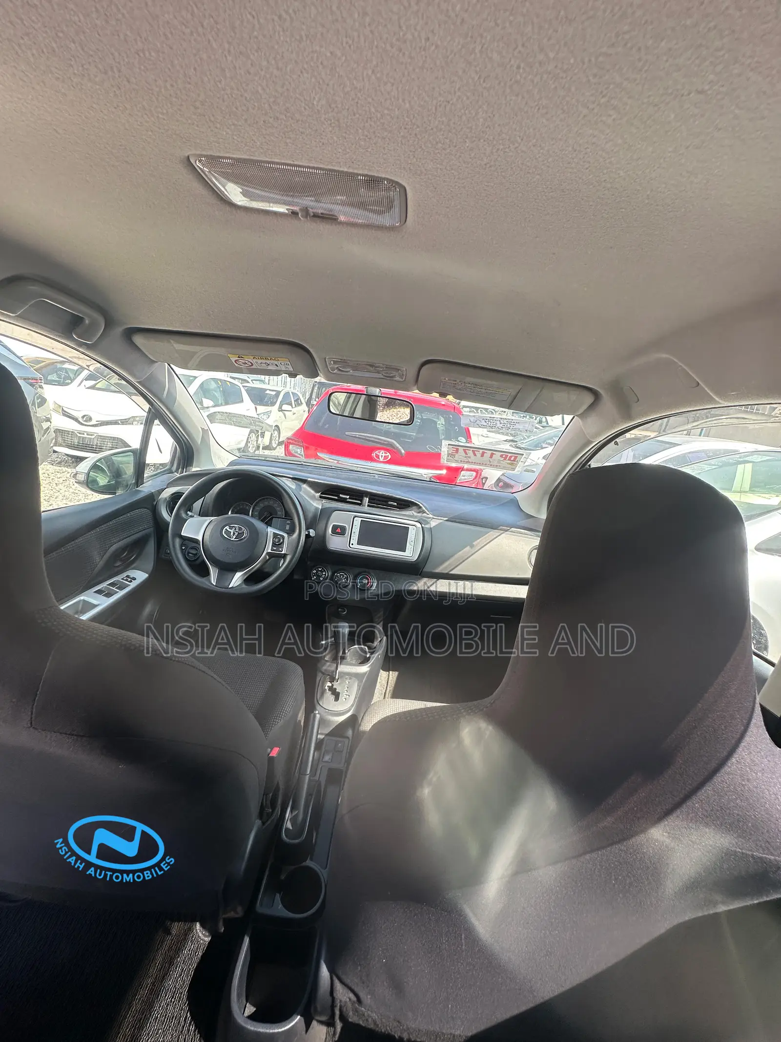 Toyota Vitz 2015 White