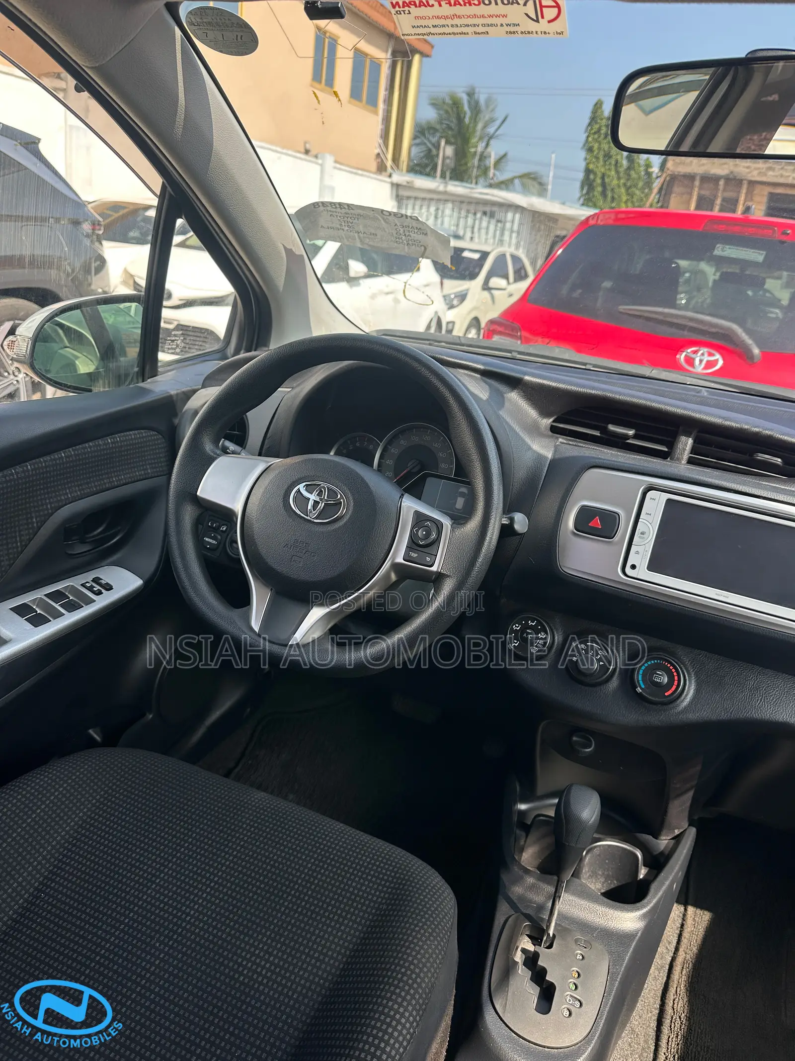 Toyota Vitz 2015 White
