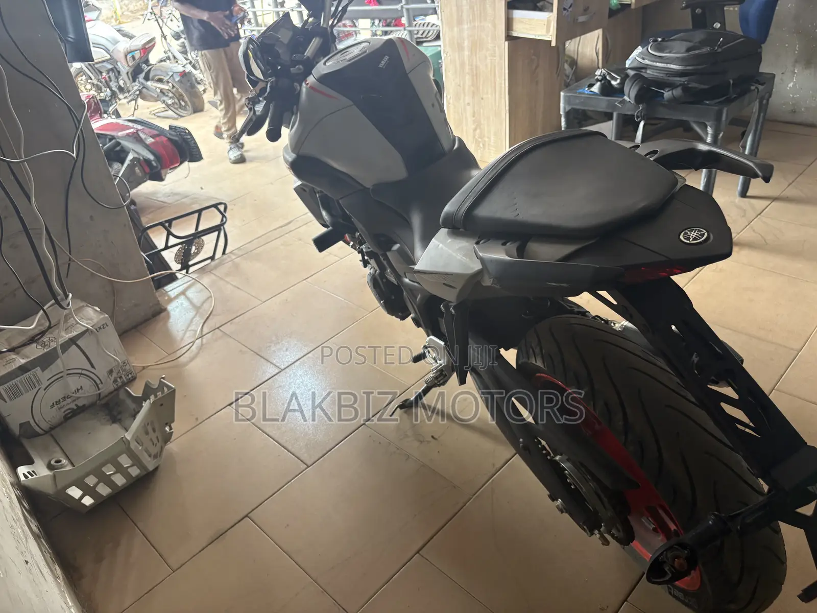 Yamaha 2017 Silver