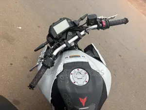 Yamaha 2022 Gray