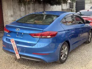 Hyundai Elantra Limited 2018 Blue