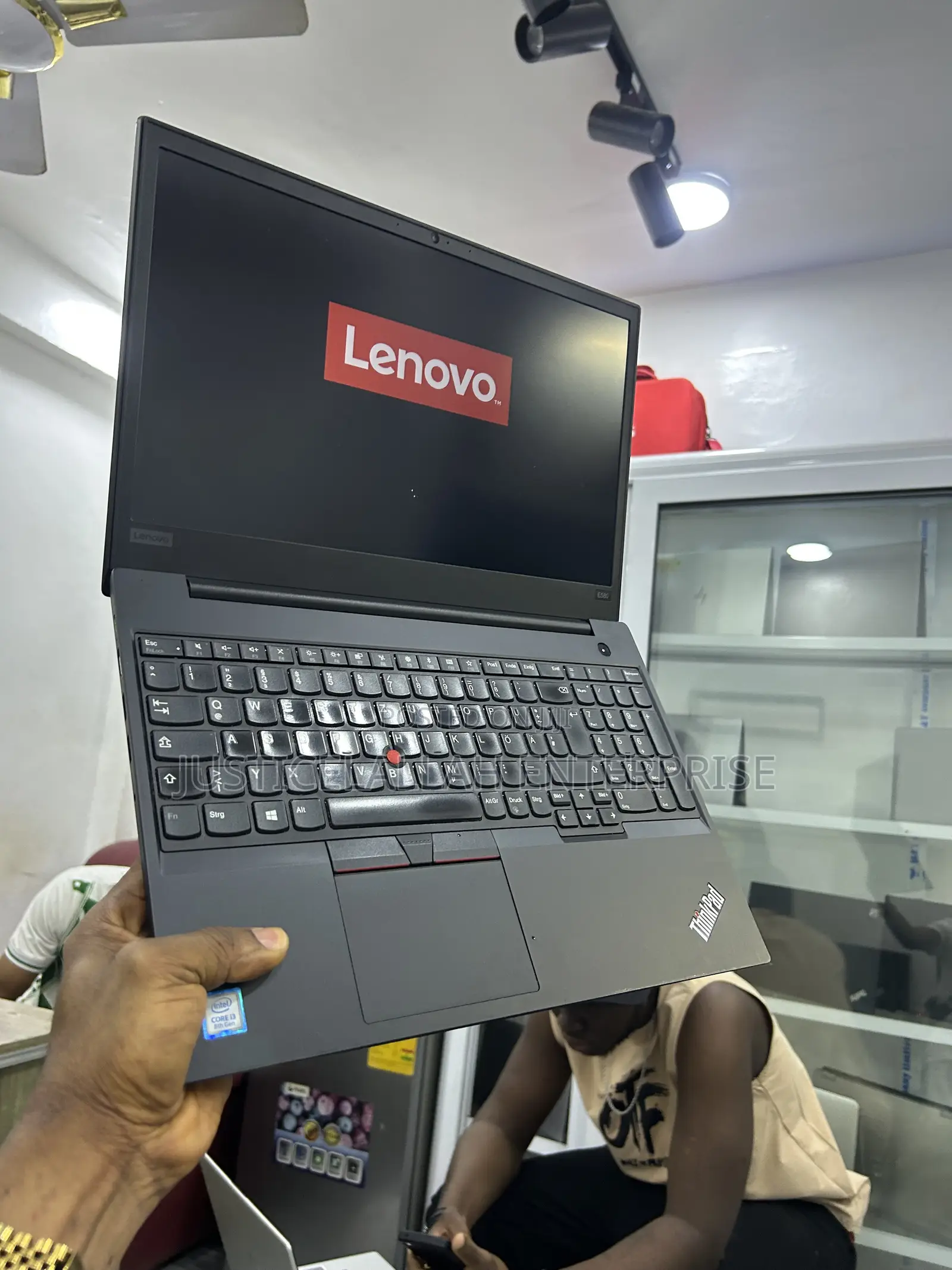 Laptop Lenovo ThinkPad E580 8GB Intel Core i3 HDD+SSD 128GB
