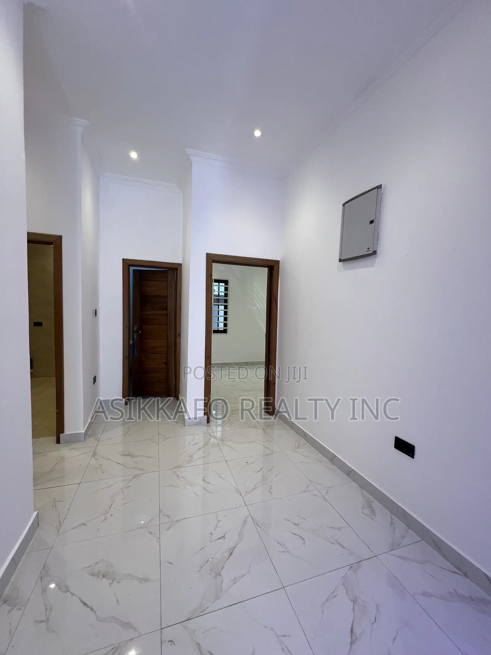 3bdrm House in Coastal Estate, Spintex for rent