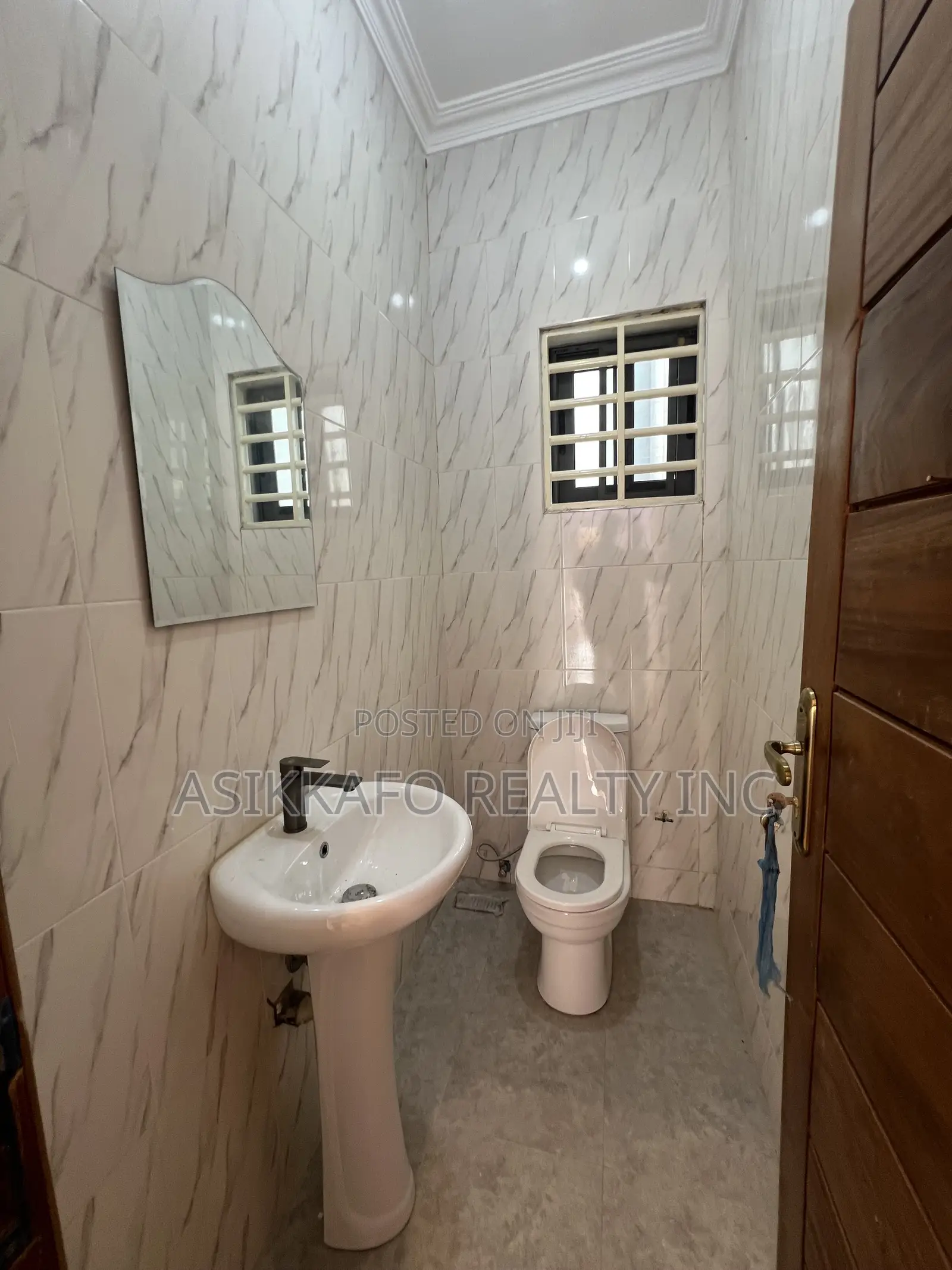 3bdrm House in Coastal Estate, Spintex for rent