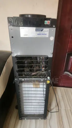Hot and Cold Water Dispenser