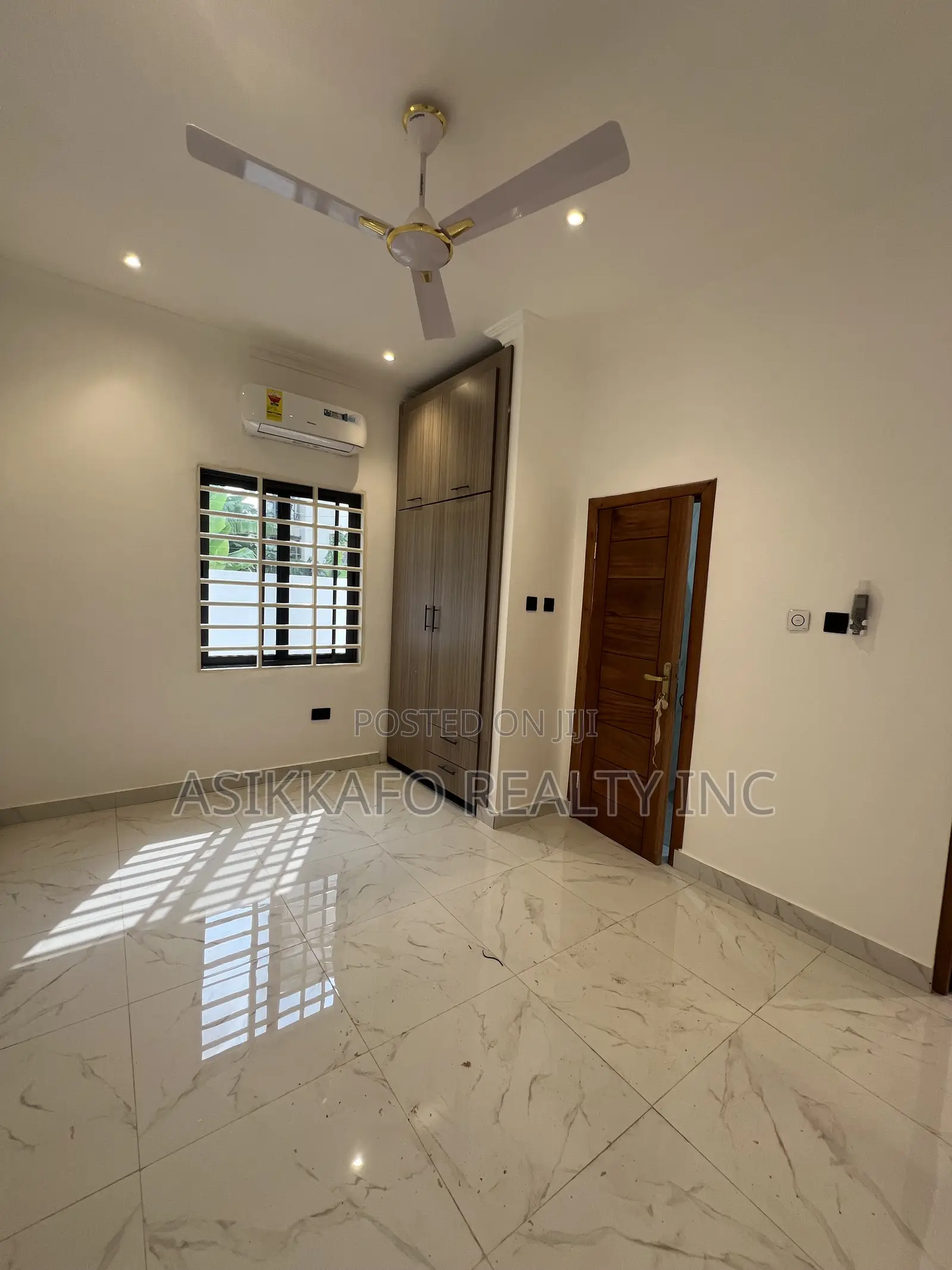 3bdrm House in Coastal Estate, Spintex for rent