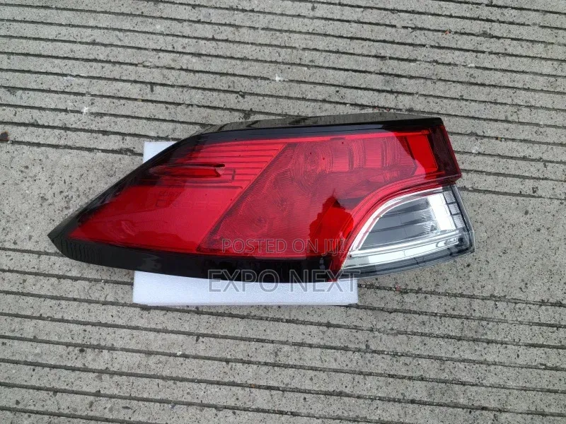 Toyota Corolla Cross 2021-2023 Taillights