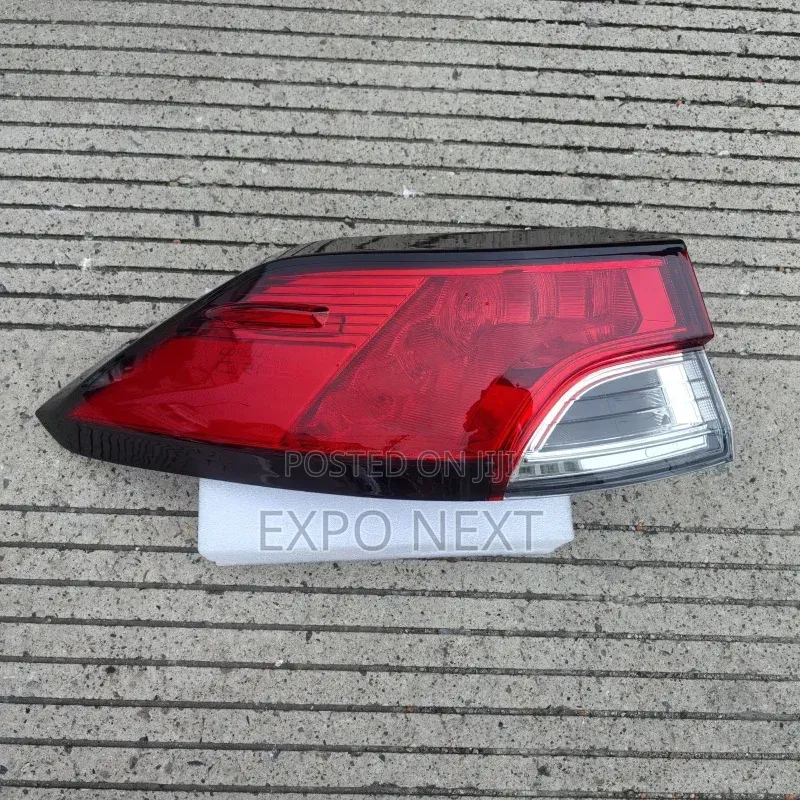 Toyota Corolla Cross 2021-2023 Taillights