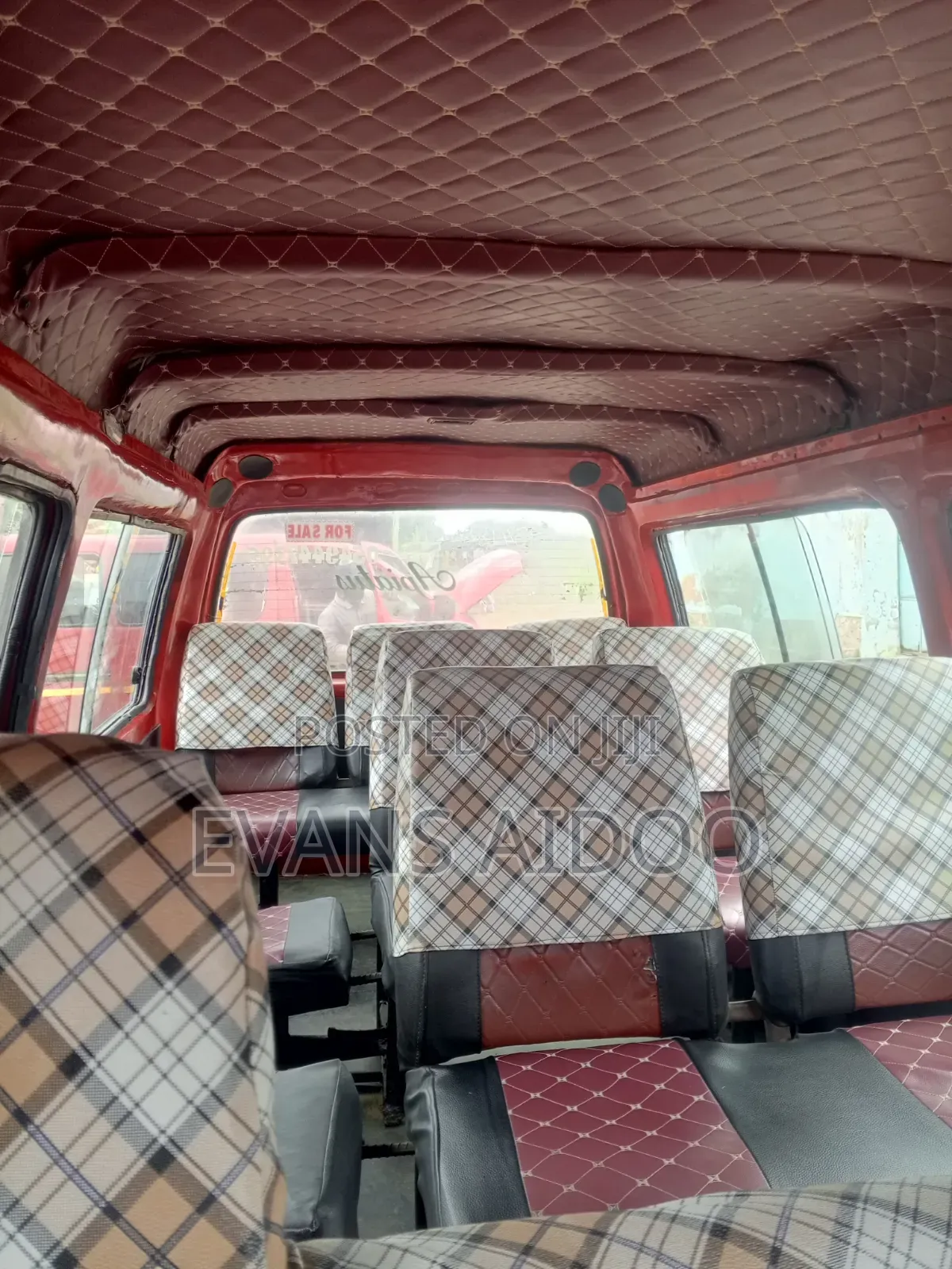 Hyundai H-100 2000 Red