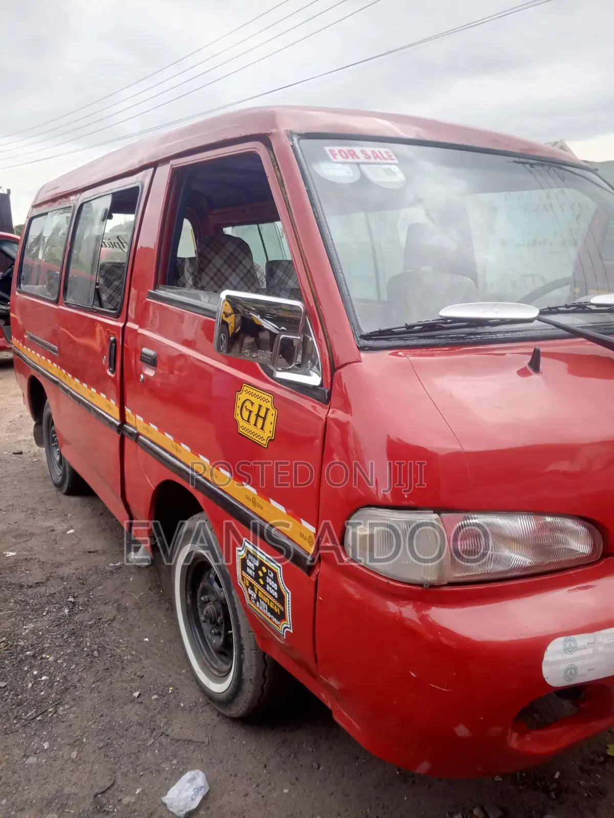 Hyundai H-100 2000 Red