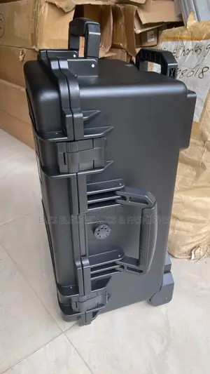 Camera Bag for All Types of Cameras and It’s Accessories
