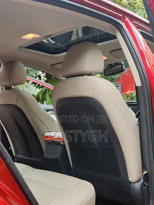 Hyundai Elantra 2017 Red