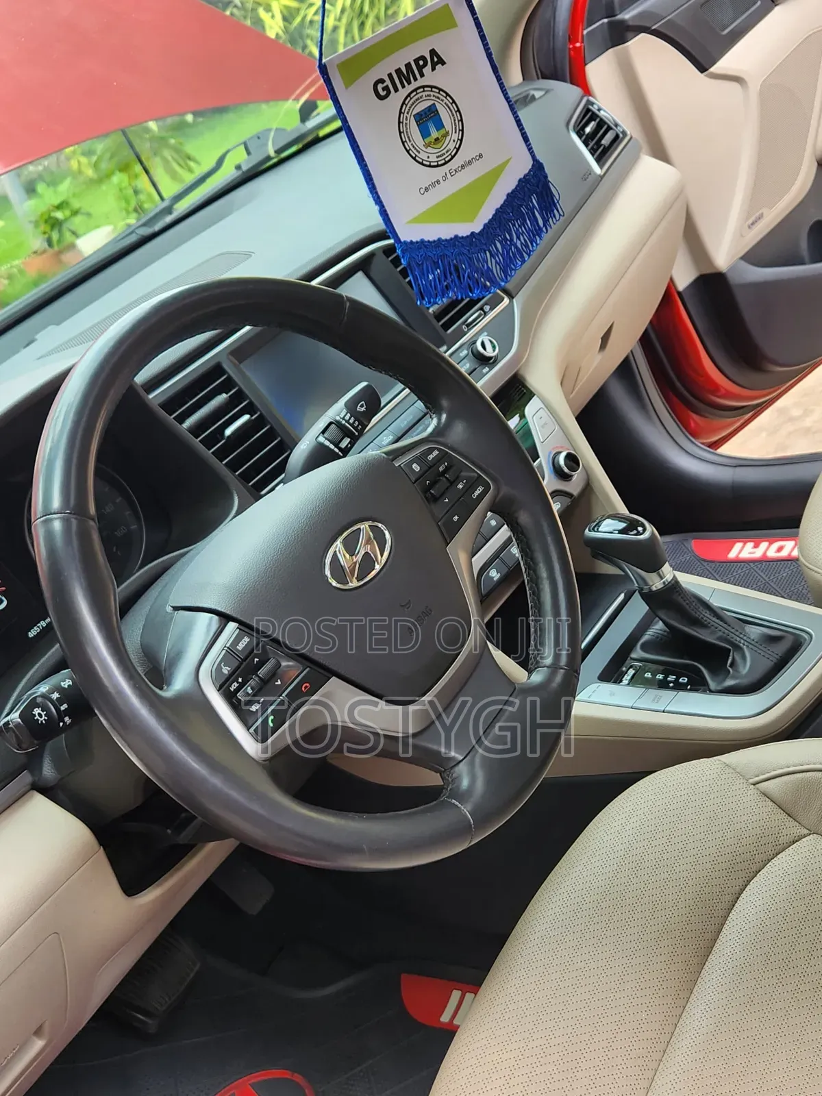 Hyundai Elantra 2017 Red