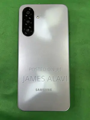 Samsung Galaxy A17 128 GB Gray