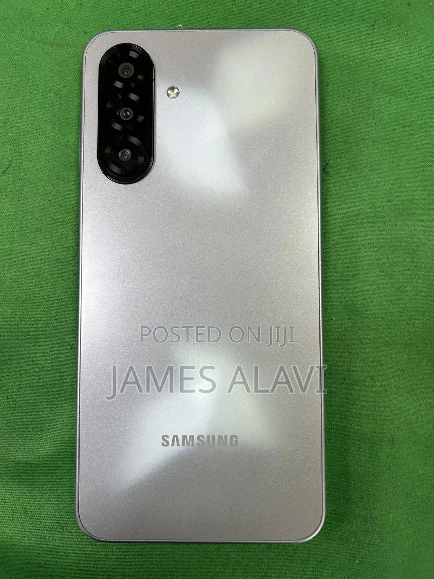 Samsung Galaxy A17 128 GB Gray