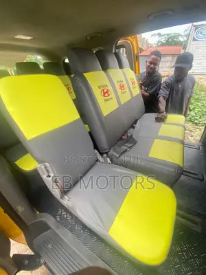 Hyundai Starex 2017 Yellow